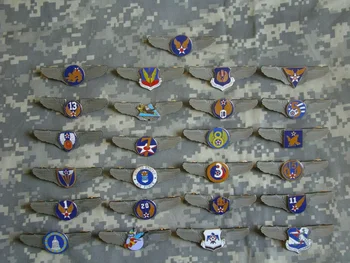 25pcs ЛОТ WW2 Военновъздушни сили на САЩ Военен пилот крило значка Метални отличителни знаци РАЗМЕР НА РЕГУЛАЦИЯТА ПИН Военни